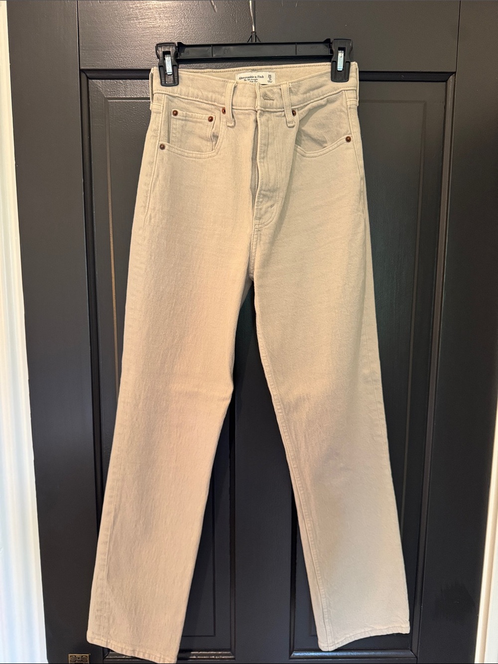 Abercrombie & Fitch 90’s straight ultra high rise Jean